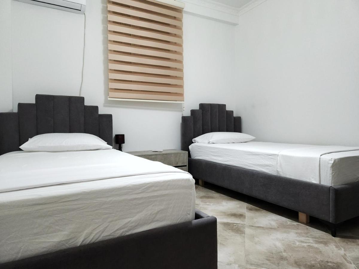 Panorama View Apt, 150M To Beach, 750M Lungo Mare Apartment วญอเรอ ภายนอก รูปภาพ