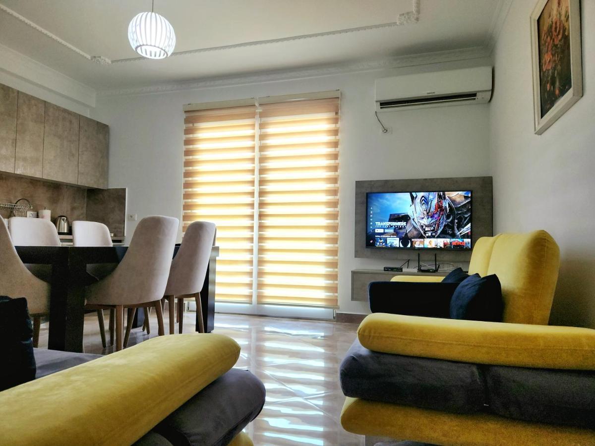Panorama View Apt, 150M To Beach, 750M Lungo Mare Apartment วญอเรอ ภายนอก รูปภาพ