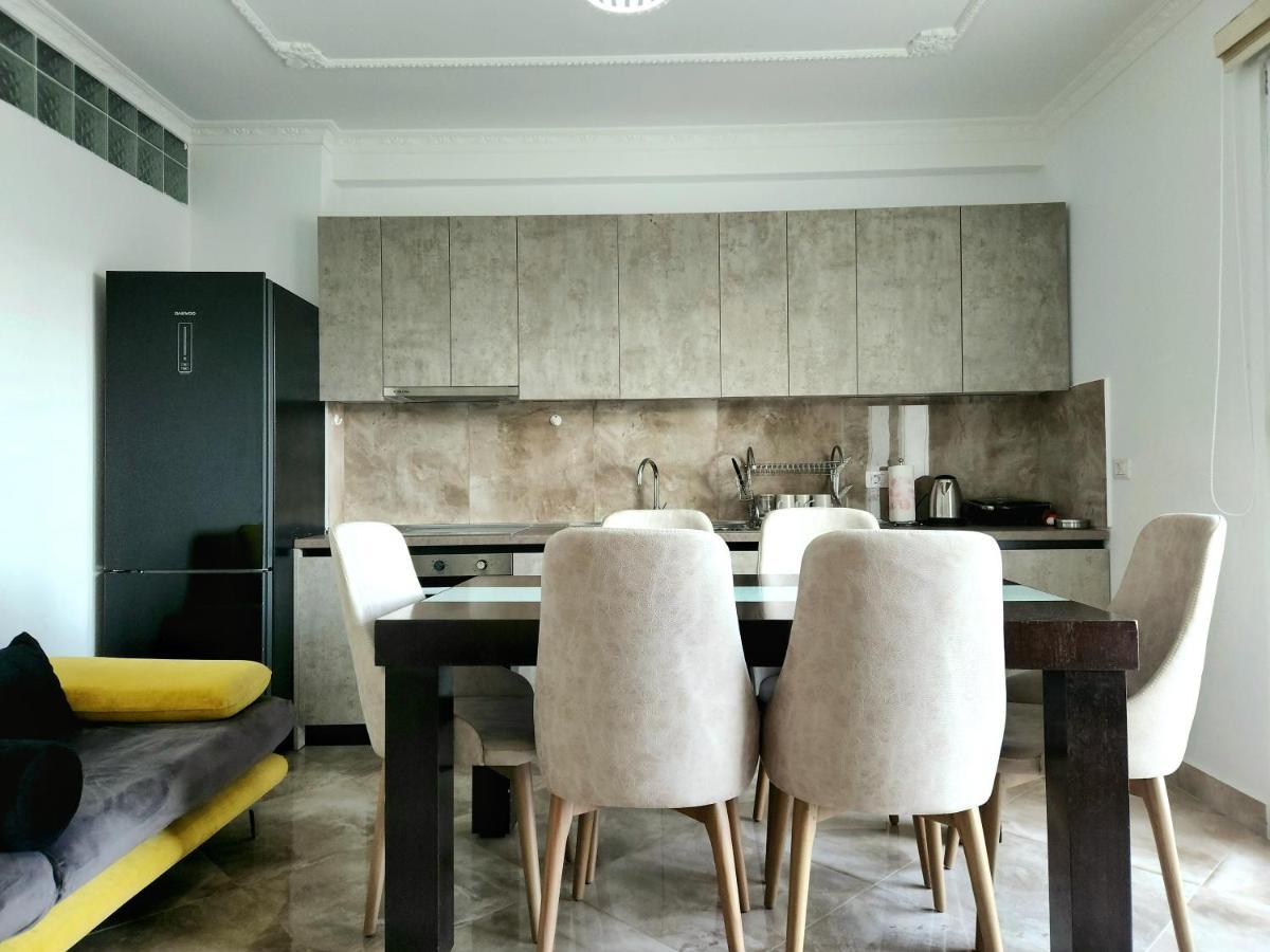 Panorama View Apt, 150M To Beach, 750M Lungo Mare Apartment วญอเรอ ภายนอก รูปภาพ
