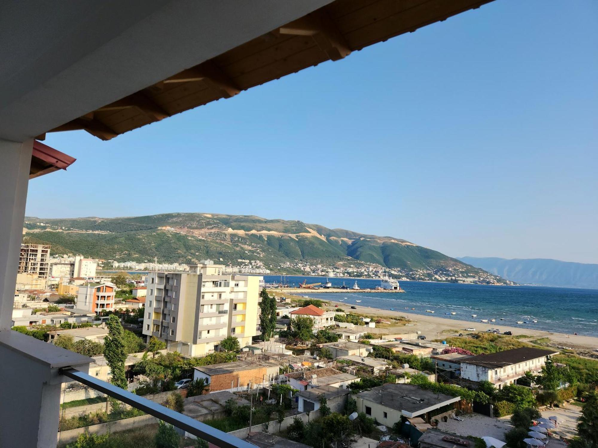 Panorama View Apt, 150M To Beach, 750M Lungo Mare Apartment วญอเรอ ภายนอก รูปภาพ